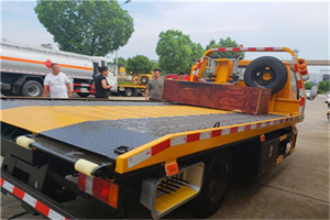 郎溪附近拖车电话号码服务